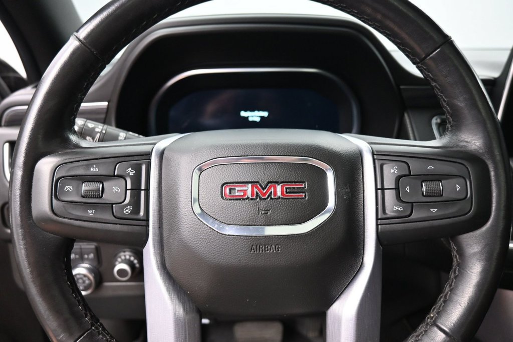 Used 2022 GMC Yukon XL SLT w/ SLT Premium Package AWD/4WD image 17