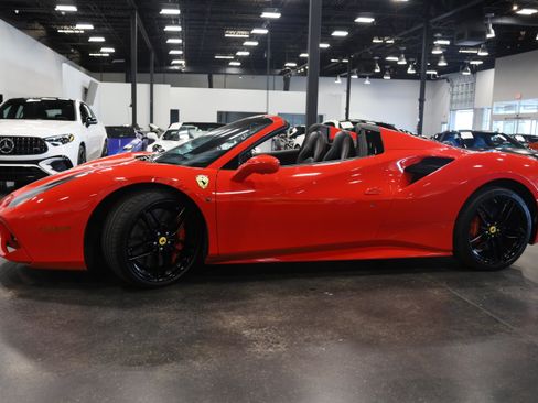 Used 2017 Ferrari 488 Spider RWD image 11
