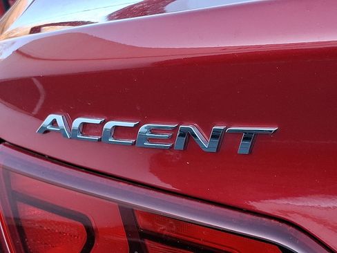 Used 2020 Hyundai Accent SEL image 29