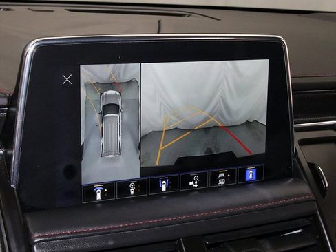 Used 2022 Chevrolet Tahoe RST w/ Sport Performance Package image 21