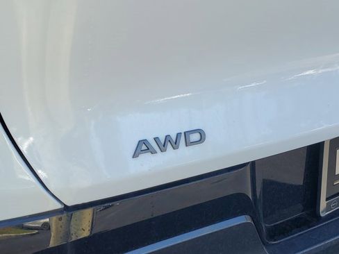 Used 2025 Nissan Murano Platinum w/ Cargo Package image 11