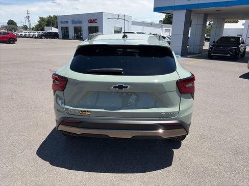 New 2026 Chevrolet Trax ACTIV w/ Driver Confidence Package FWD image 5