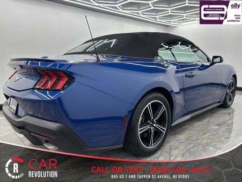 Used 2024 Ford Mustang Premium RWD image 8