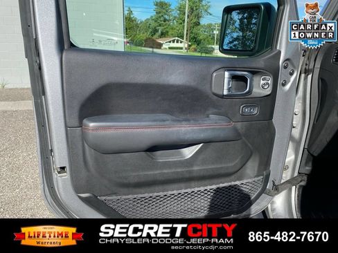 Used 2020 Jeep Gladiator Rubicon AWD/4WD image 13