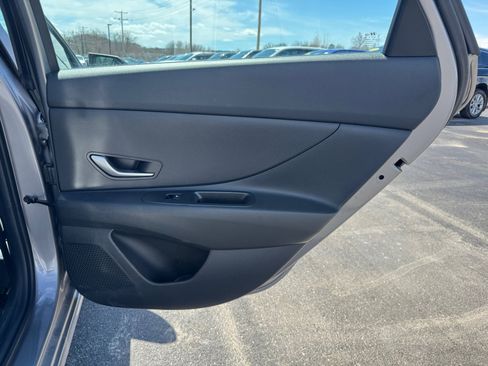 New 2025 Hyundai Elantra Hybrid FWD image 25