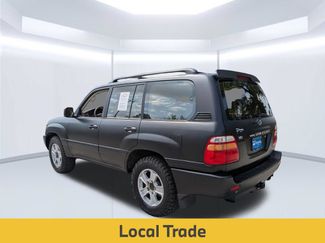 Used 2002 Toyota Land Cruiser AWD/4WD video 3