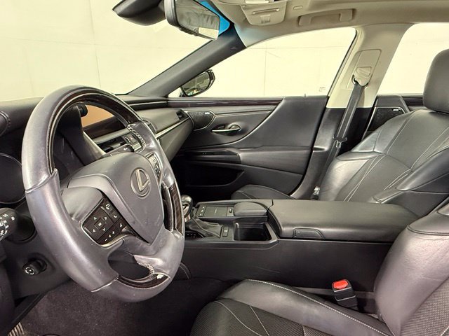 Used 2019 Lexus ES 350 w/ Accessory Package FWD image 16