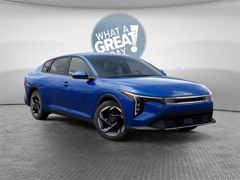 New 2025 Kia K4 EX image 8