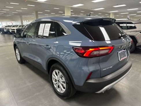 Used 2023 Ford Escape Active AWD/4WD image 5