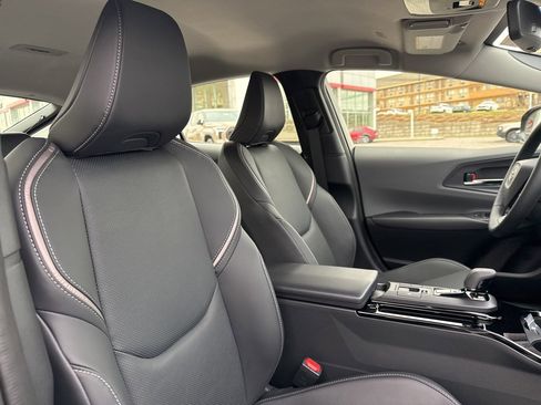 New 2026 Toyota Prius XLE image 8