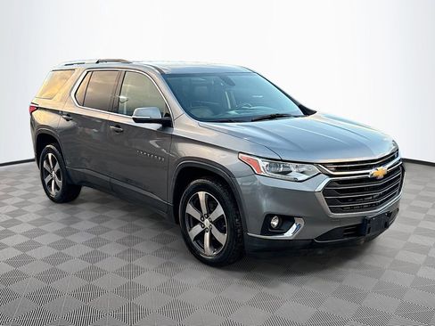 Used 2018 Chevrolet Traverse LT FWD image 4