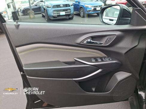 Used 2025 Chevrolet Trax ACTIV w/ Driver Confidence Package FWD image 15