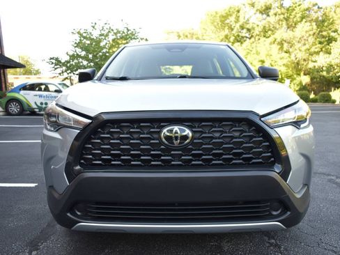 Used 2023 Toyota Corolla Cross L FWD image 5
