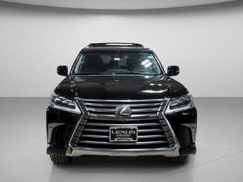 Used 2019 Lexus LX 570 4WD w/ Luxury Package image 9