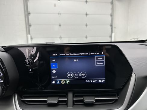 New 2026 Chevrolet Trax LS w/ LS Convenience Package FWD image 28