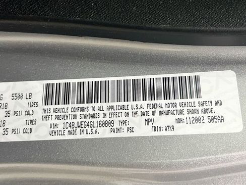 Used 2016 Jeep Wrangler Unlimited Sahara w/ Connectivity Group AWD/4WD image 14
