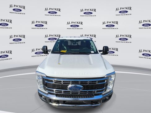 New 2026 Ford F350 XL w/ XL Chrome Package RWD image 9