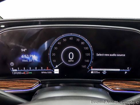Used 2022 Cadillac Escalade ESV Premium Luxury AWD/4WD image 21