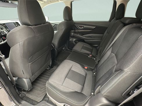 Used 2023 Subaru Ascent Premium w/ Convenience Package AWD/4WD image 9