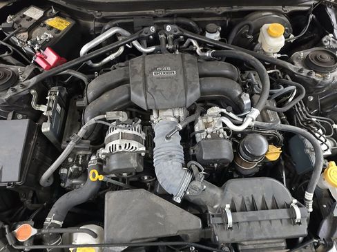Used 2023 Toyota GR86 Premium RWD image 16