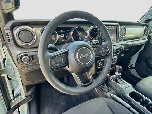 Used 2023 Jeep Wrangler Unlimited w/ Cold Weather Group AWD/4WD image 12
