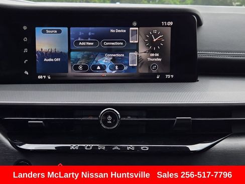 Used 2025 Nissan Murano SV AWD/4WD image 18