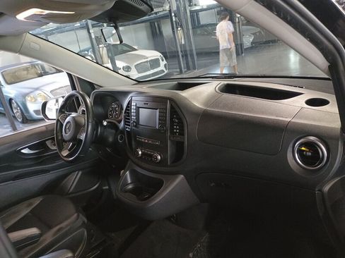Used 2020 Mercedes-Benz Metris Passenger image 57
