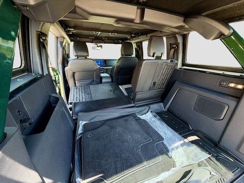 Used 2023 Ford Bronco Wildtrak AWD/4WD image 37