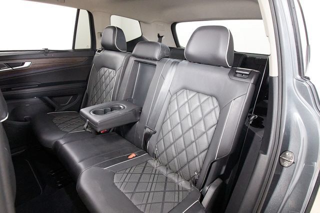 Used 2024 Volkswagen Atlas SEL Premium R-Line AWD/4WD image 18