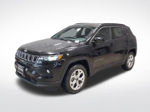 New 2026 Jeep Compass Latitude AWD/4WD image 7