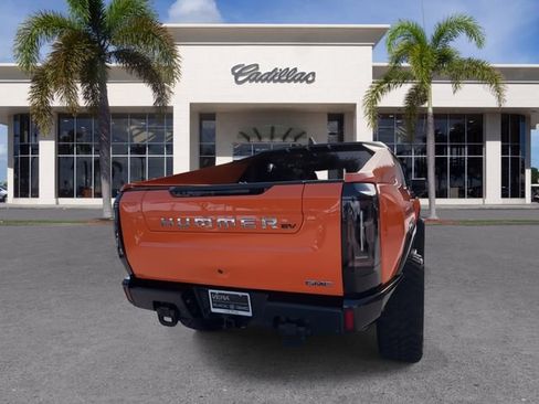 Used 2024 GMC Hummer EV 2X w/ Extreme Off-Road Package AWD/4WD image 13
