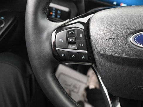 Used 2025 Ford Escape Platinum AWD/4WD image 21