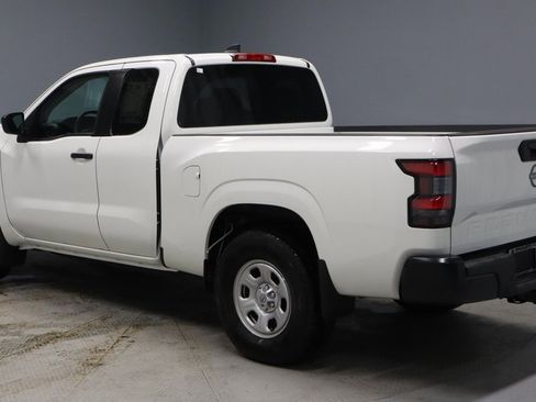 Used 2025 Nissan Frontier S image 8