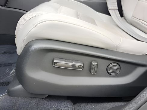 Used 2019 Honda CR-V EX-L image 11