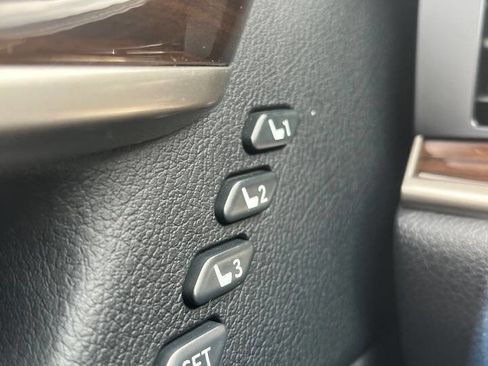 Used 2016 Lexus ES 350 w/ Premium Package w/Wood Trim FWD image 24