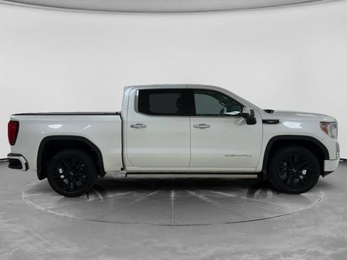 Used 2022 GMC Sierra 1500 Denali w/ Denali Reserve Package AWD/4WD image 2