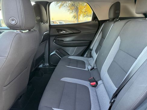 Used 2025 Chevrolet TrailBlazer LT image 25