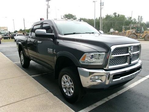Used 2016 RAM 2500 Laramie w/ Snow Chief Group AWD/4WD image 5