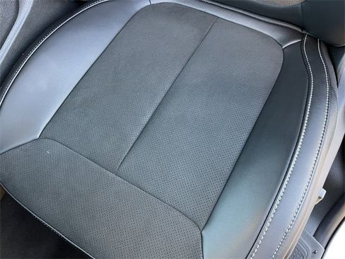 New 2025 Jeep Grand Cherokee Altitude image 10