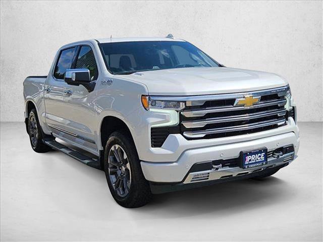 Used 2025 Chevrolet Silverado 1500 High Country w/ Technology Package AWD/4WD image 3