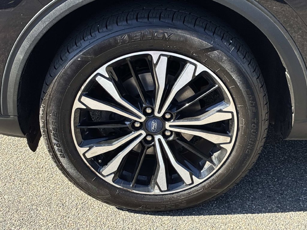 Certified 2021 Ford Escape SE w/ SE Sport Appearance Package AWD/4WD image 19