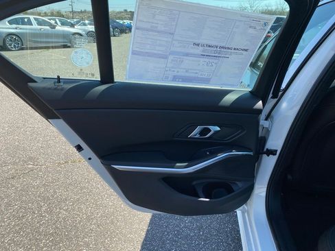 New 2026 BMW 330i xDrive Sedan AWD/4WD image 6