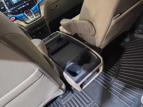 Used 2022 Honda Odyssey Touring image 23