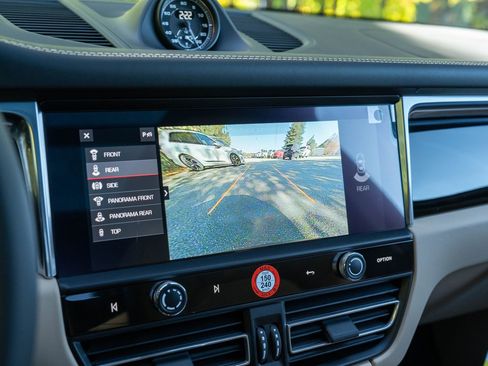 New 2026 Porsche Macan Turbo image 29