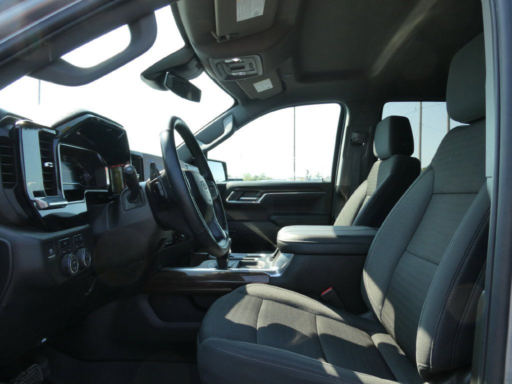 Certified 2024 Chevrolet Silverado 1500 RST w/ Convenience Package II AWD/4WD image 22
