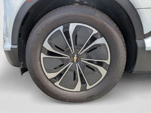 New 2025 Chevrolet Blazer EV LT image 10