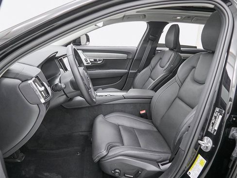 Certified 2024 Volvo V90 B6 Cross Country Ultimate image 15