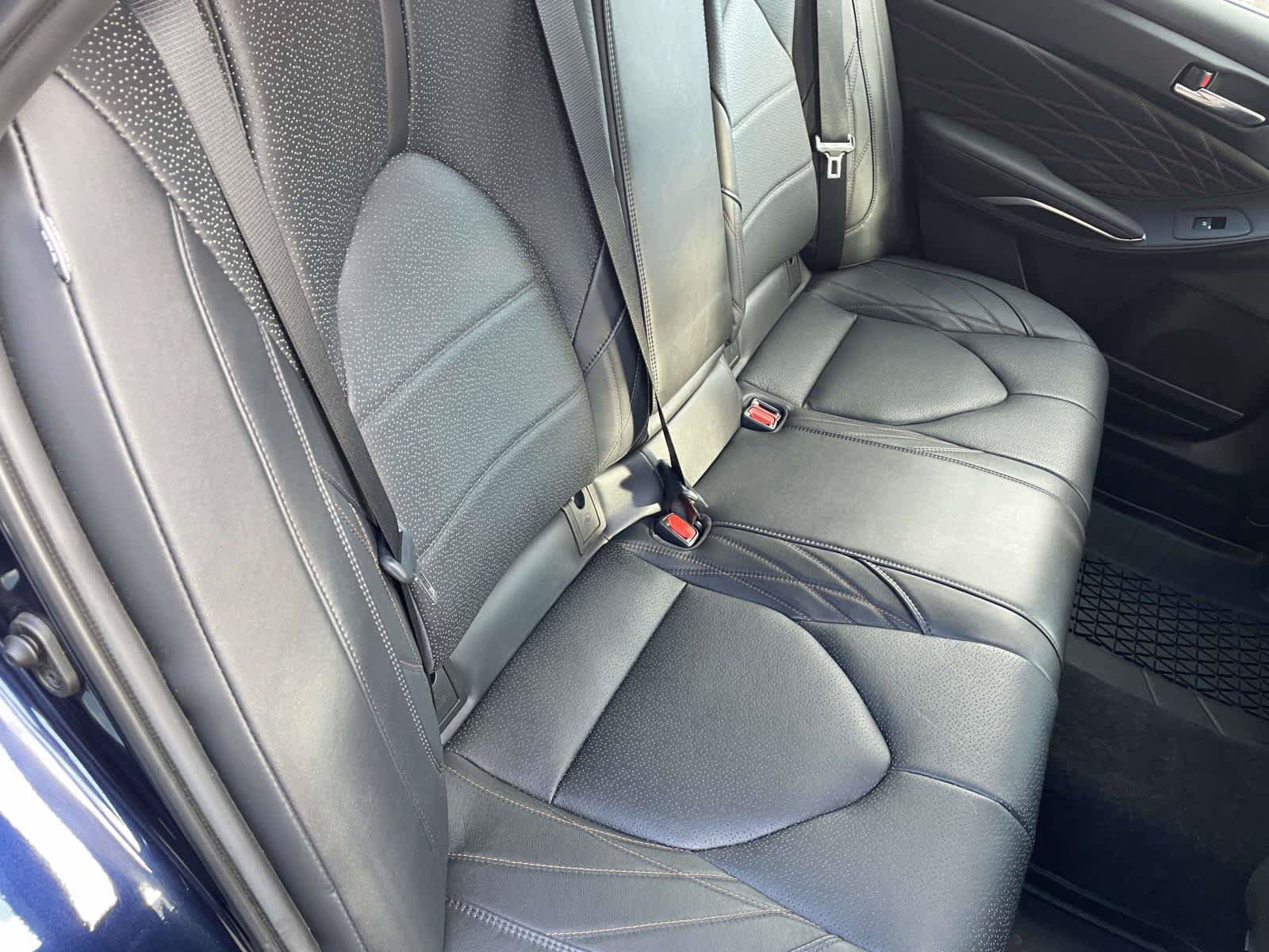 Used 2021 Toyota Avalon Limited FWD image 21