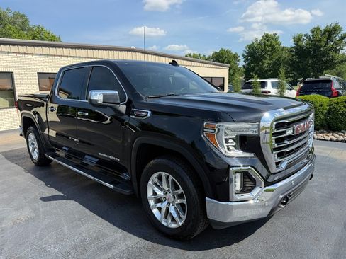 Used 2019 GMC Sierra 1500 SLT w/ SLT Premium Plus Package AWD/4WD image 5