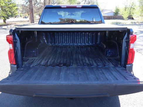 Used 2019 Chevrolet Silverado 1500 Custom w/ Custom Value Package image 14